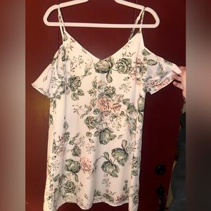 USED excellent condition Size M Design Lab Floral Open Shoulder Dress